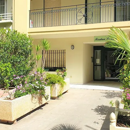 Dana Centre 25 Nicea